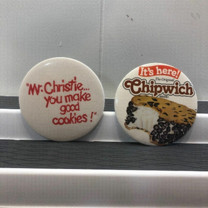 𝅺mr Christie Chipwich Vintage Cookie Button Pins
